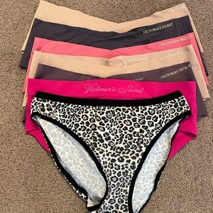 A 7 pack of Victoria secret underwear